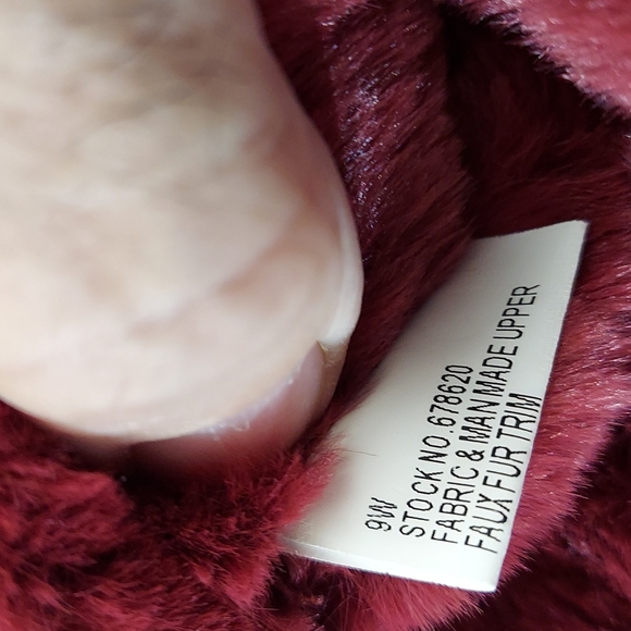 Cheeks Fit Body Fur Lined Boots Raspberry Like New Size 9W With Storage Bag - Picture 10 of 10